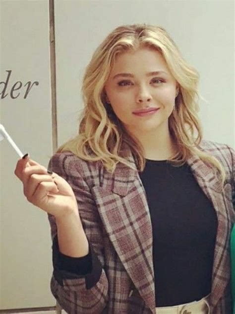 Smoking hot! Chloe Grace Moretz oozes elegance in cigarette 